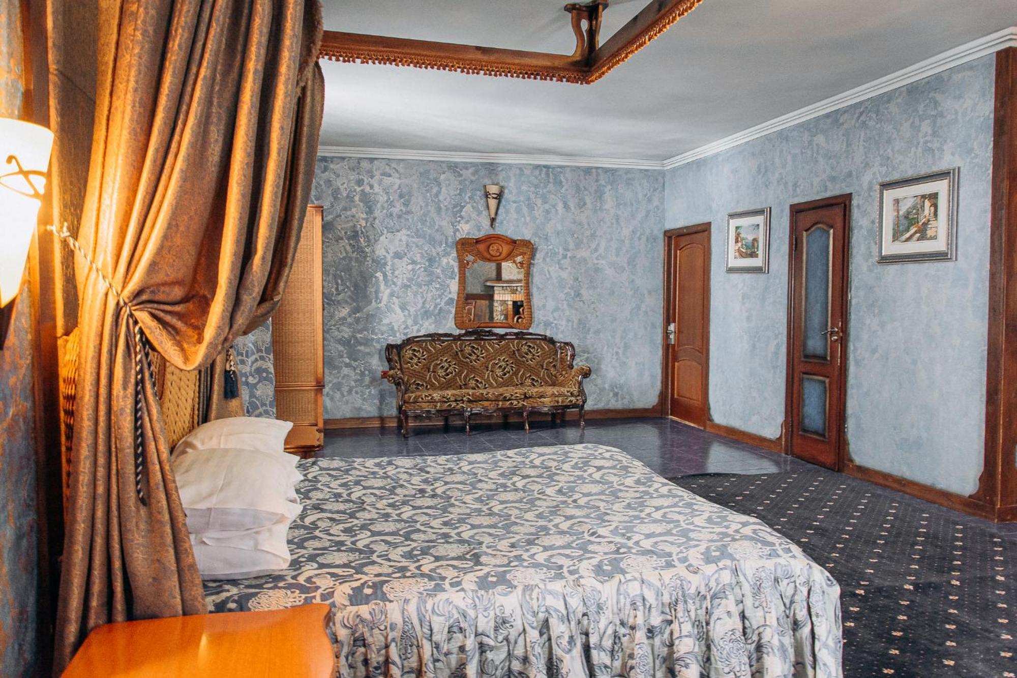 Vyshegrad Castle Hotel Vışhorod Dış mekan fotoğraf