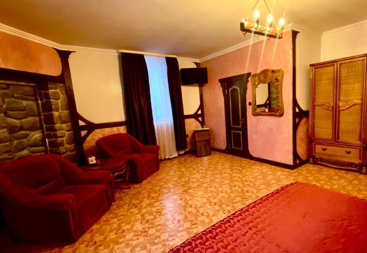 Vyshegrad Castle Hotel Vışhorod Dış mekan fotoğraf