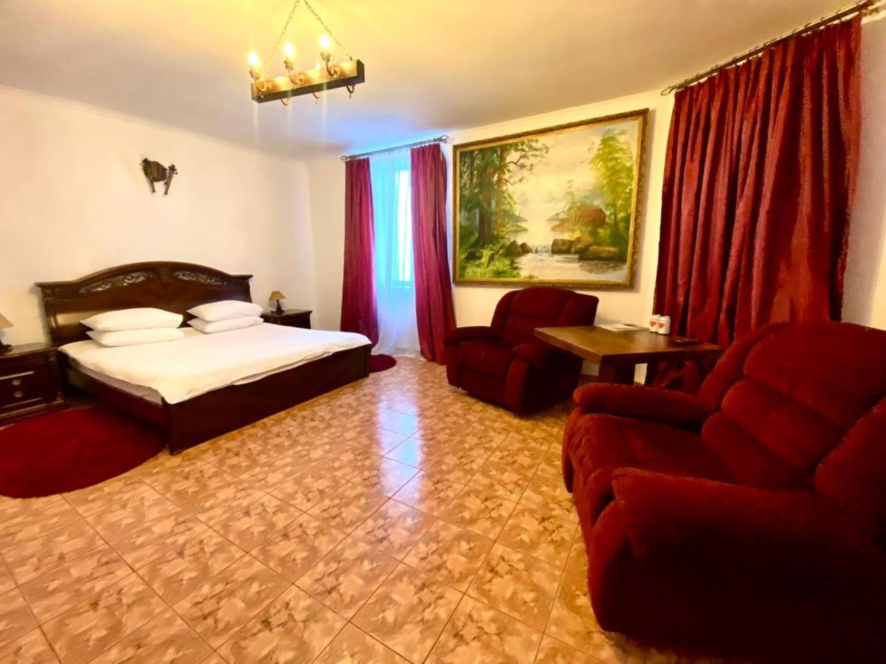 Vyshegrad Castle Hotel Vışhorod Dış mekan fotoğraf