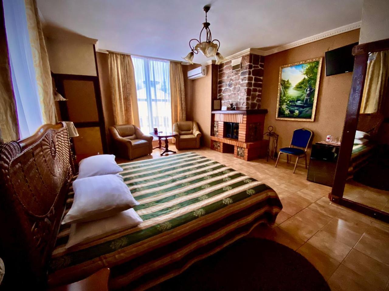 Vyshegrad Castle Hotel Vışhorod Dış mekan fotoğraf