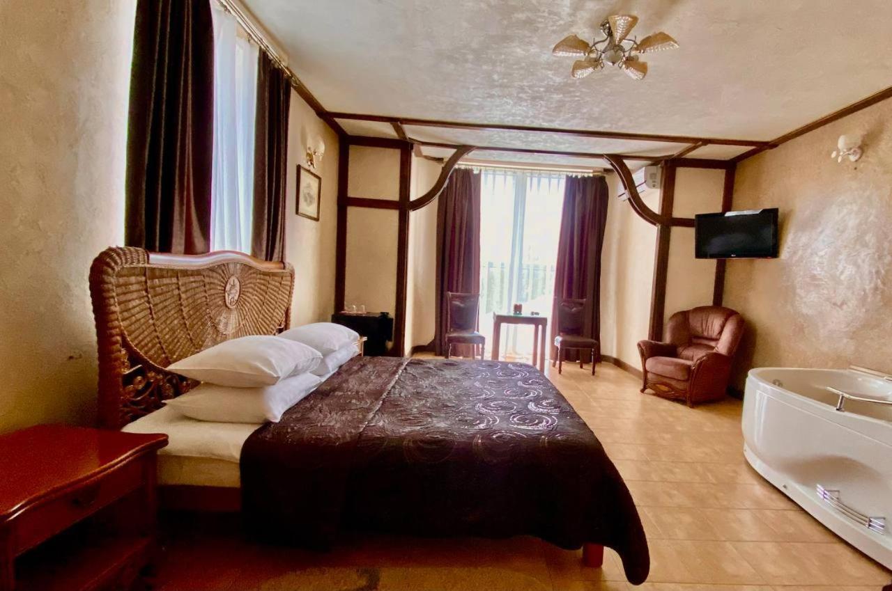 Vyshegrad Castle Hotel Vışhorod Dış mekan fotoğraf